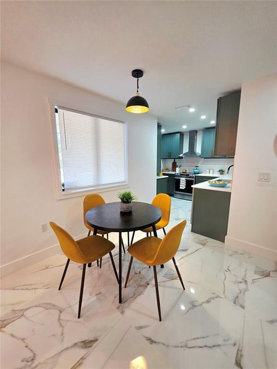 Active With Contract: $459,900 (4 beds, 2 baths, 1670 Square Feet)