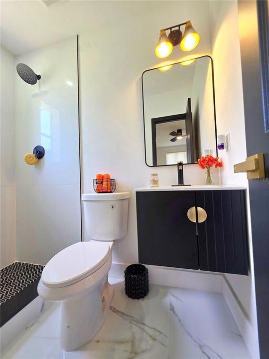 Active With Contract: $459,900 (4 beds, 2 baths, 1670 Square Feet)