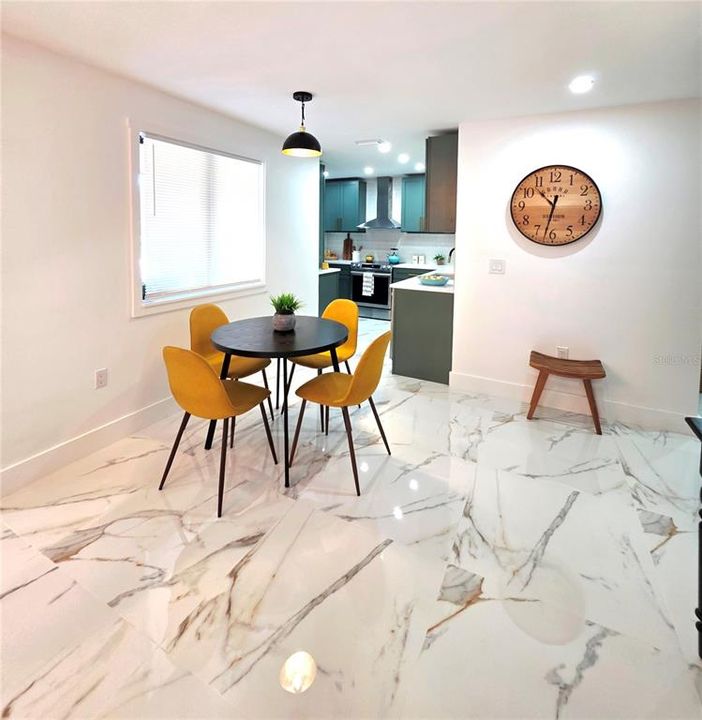 Active With Contract: $459,900 (4 beds, 2 baths, 1670 Square Feet)