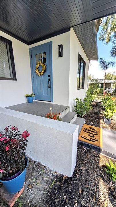 Active With Contract: $459,900 (4 beds, 2 baths, 1670 Square Feet)