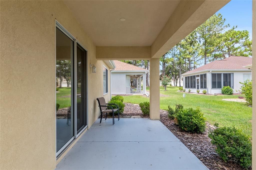 合同活跃: $223,900 (1 贝兹, 1 浴室, 1020 平方英尺)