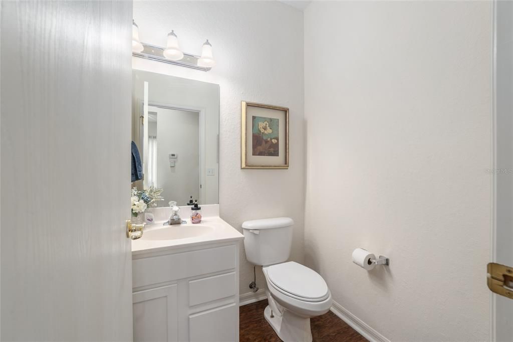 合同活跃: $223,900 (1 贝兹, 1 浴室, 1020 平方英尺)