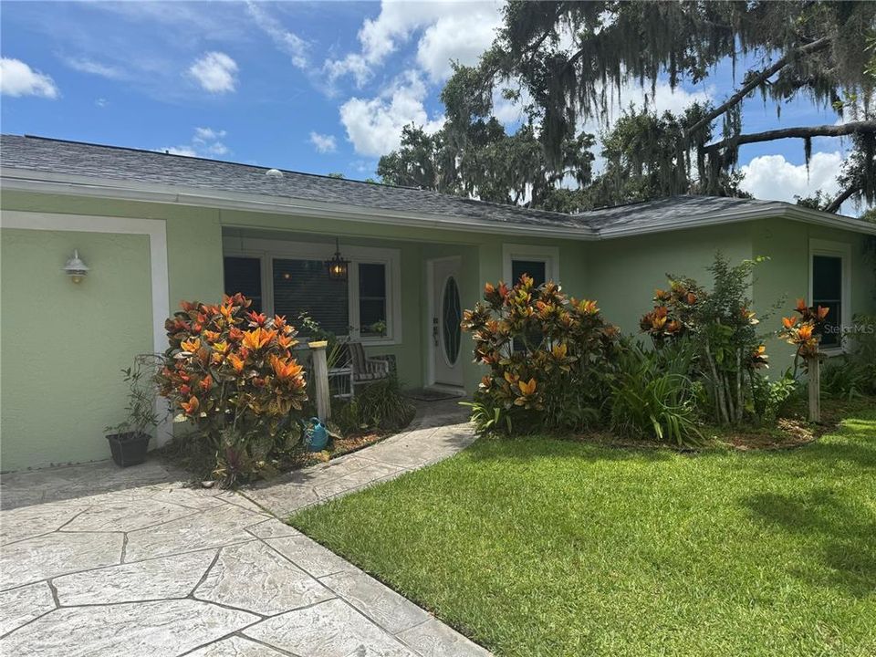 En Venta: $474,500 (3 camas, 3 baños, 2269 Pies cuadrados)