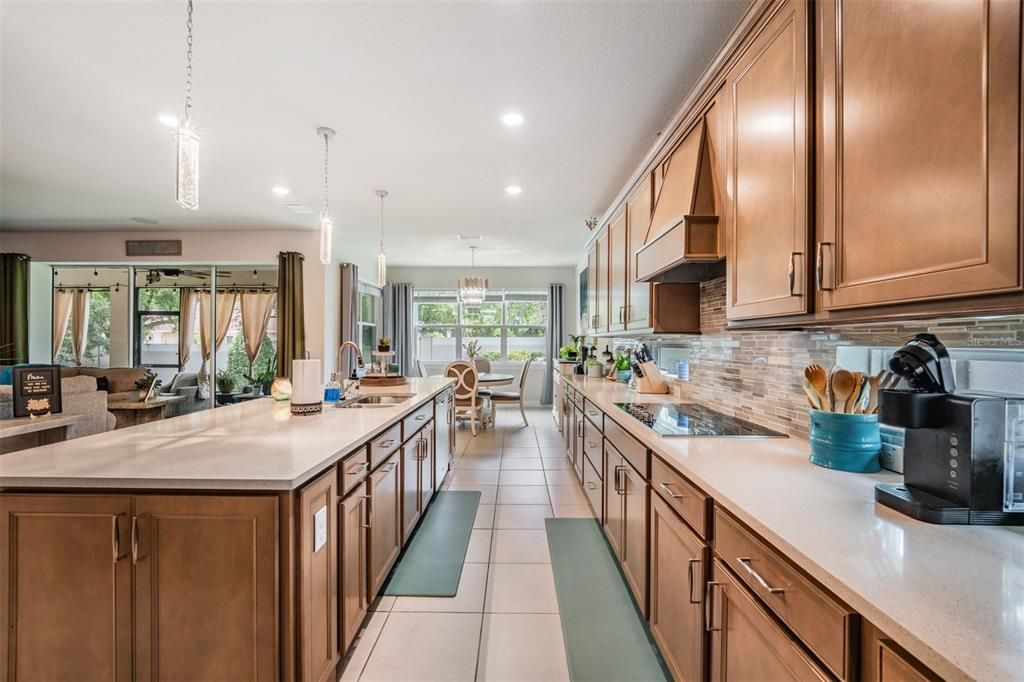 待售: $815,000 (5 贝兹, 4 浴室, 4553 平方英尺)