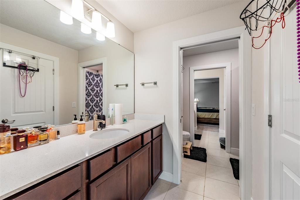 待售: $815,000 (5 贝兹, 4 浴室, 4553 平方英尺)