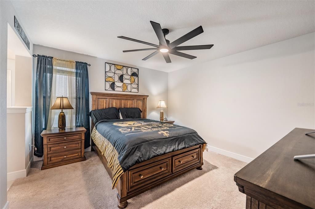 待售: $815,000 (5 贝兹, 4 浴室, 4553 平方英尺)