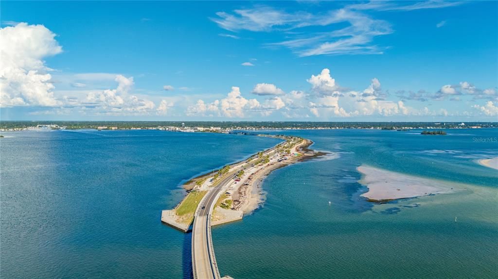 For Sale: $375,000 (2 beds, 2 baths, 1141 Square Feet)