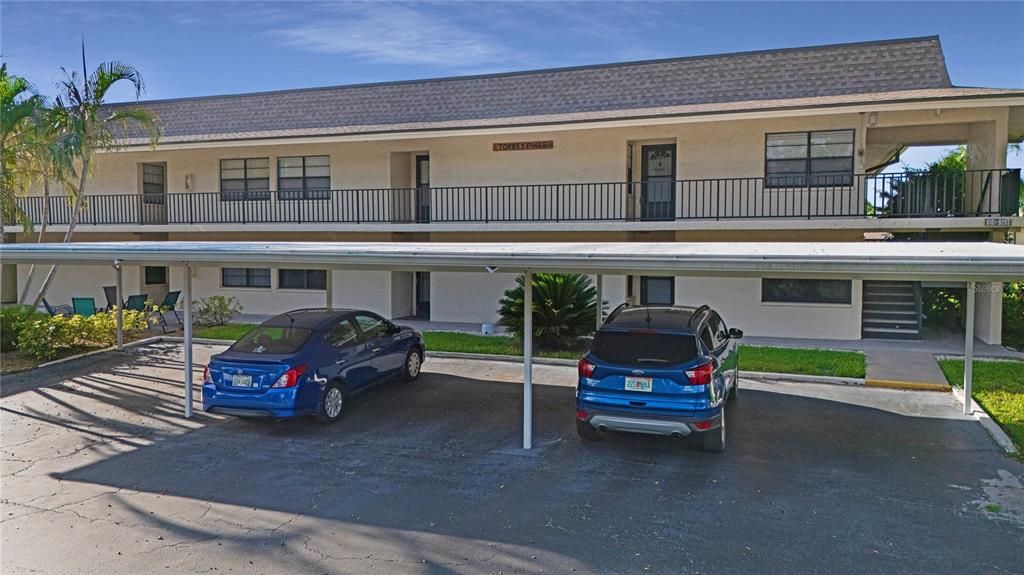 For Sale: $180,000 (2 beds, 2 baths, 1045 Square Feet)