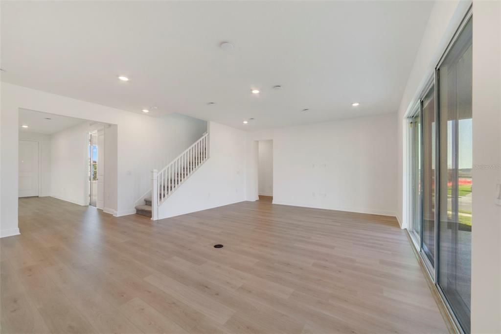 En Venta: $699,990 (4 camas, 3 baños, 3611 Pies cuadrados)
