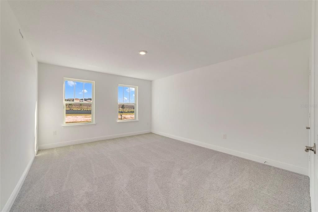 En Venta: $699,990 (4 camas, 3 baños, 3611 Pies cuadrados)