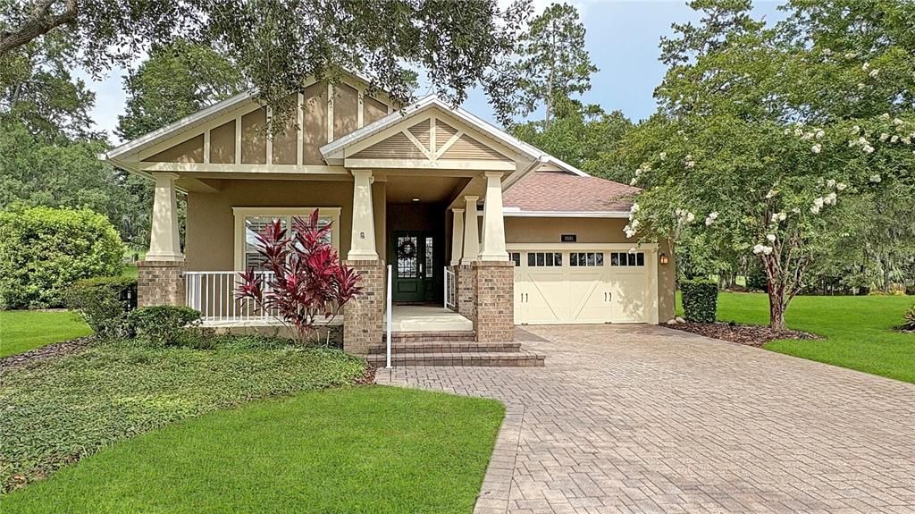 合同活跃: $430,000 (2 贝兹, 2 浴室, 1892 平方英尺)