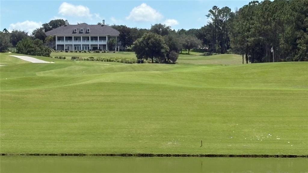 合同活跃: $430,000 (2 贝兹, 2 浴室, 1892 平方英尺)