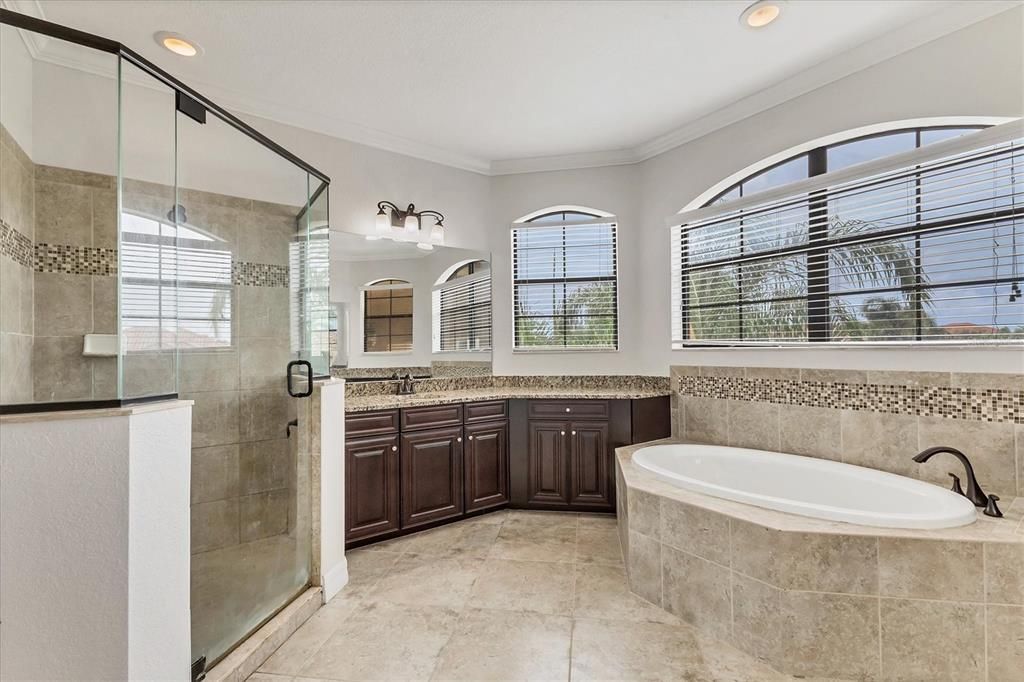 Active With Contract: $899,900 (6 beds, 4 baths, 3832 Square Feet)