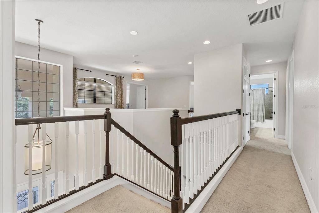 Active With Contract: $899,900 (6 beds, 4 baths, 3832 Square Feet)