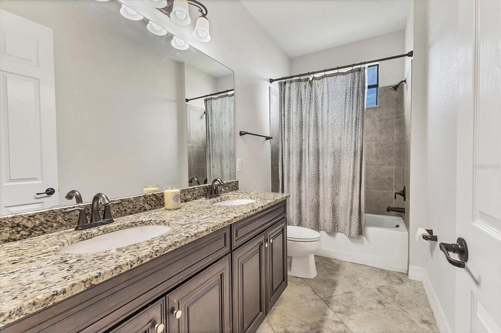 Active With Contract: $899,900 (6 beds, 4 baths, 3832 Square Feet)