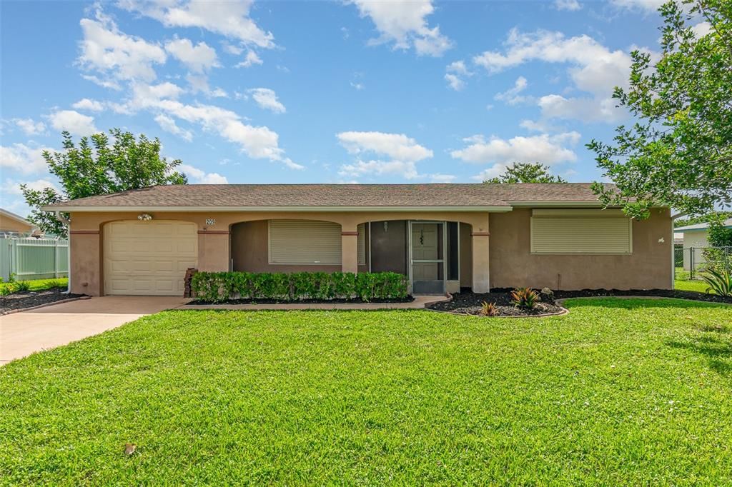 Recently Sold: $245,000 (2 beds, 2 baths, 1655 Square Feet)