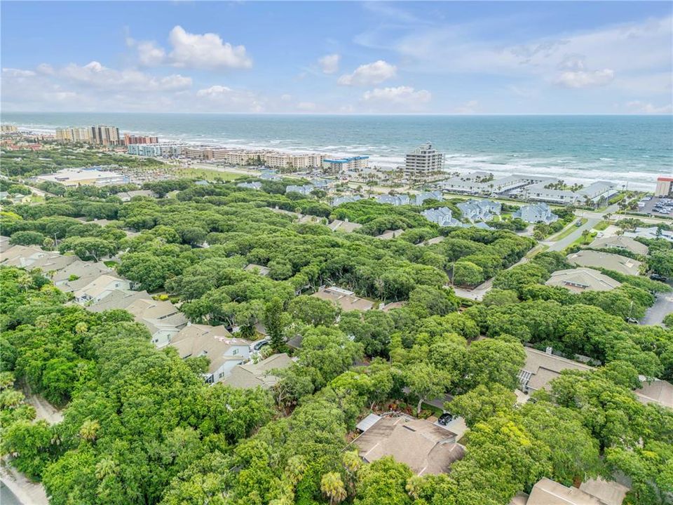 Под контрактом: $420,000 (3 спален, 2 ванн, 1174 Квадратных фут)