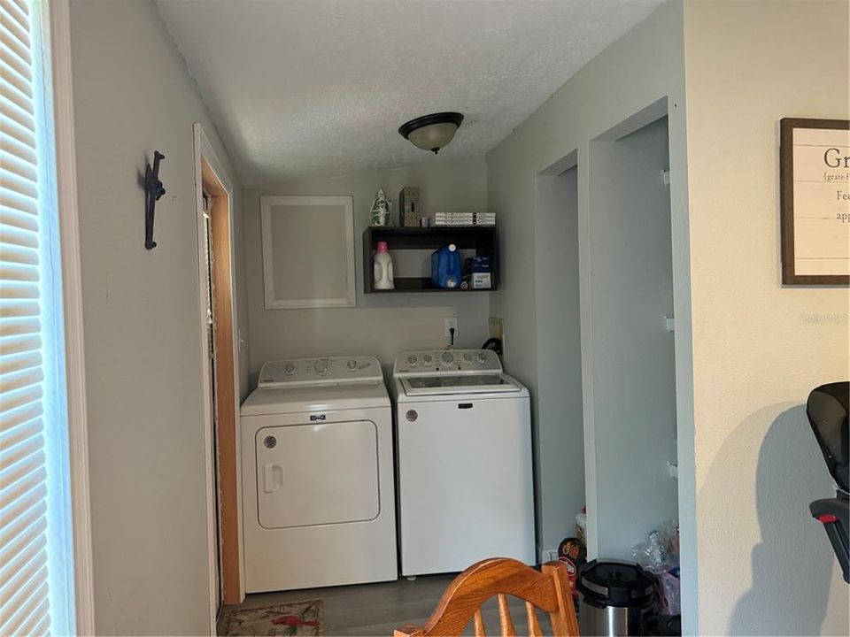 На продажу: $180,000 (3 спален, 2 ванн, 1080 Квадратных фут)