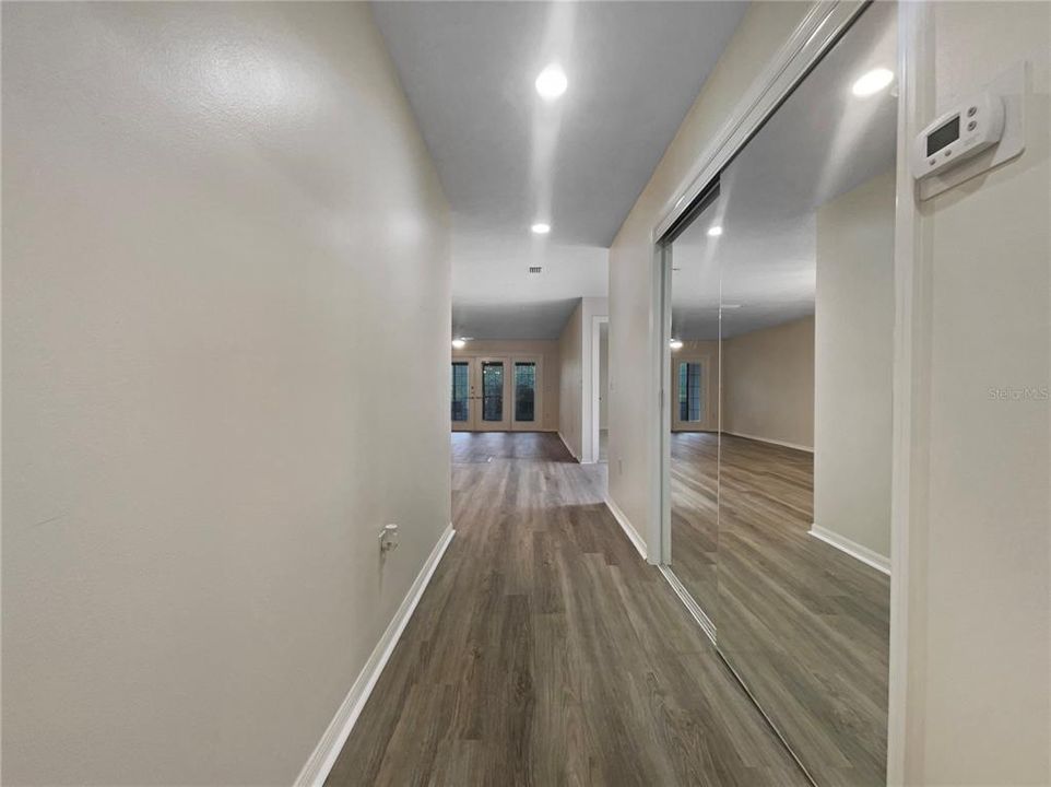 Active With Contract: $253,000 (2 beds, 2 baths, 1505 Square Feet)