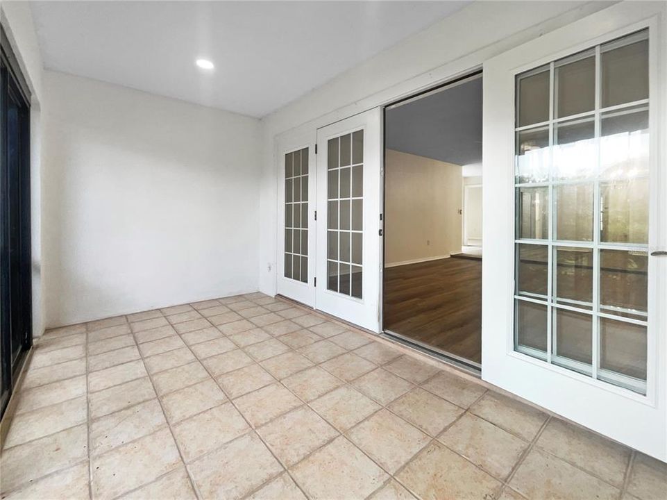 Active With Contract: $253,000 (2 beds, 2 baths, 1505 Square Feet)