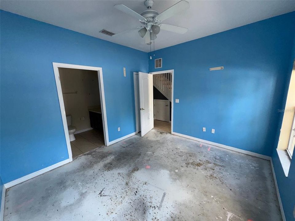 Active With Contract: $227,000 (4 beds, 2 baths, 1400 Square Feet)