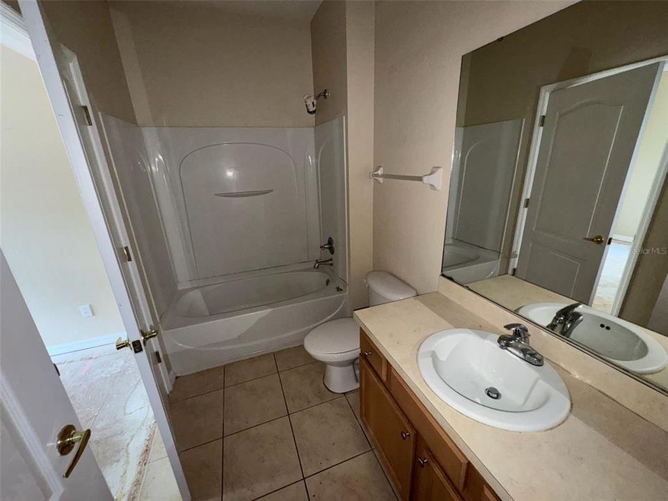 Active With Contract: $227,000 (4 beds, 2 baths, 1400 Square Feet)