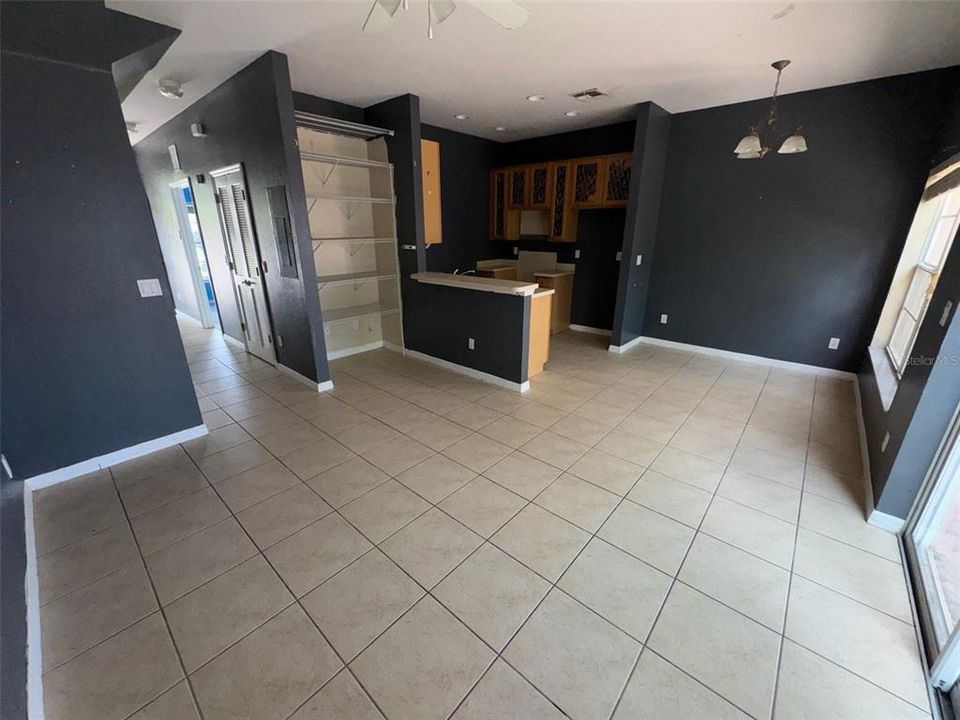 Active With Contract: $227,000 (4 beds, 2 baths, 1400 Square Feet)