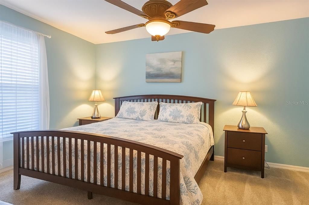 Под контрактом: $2,200 (2 спален, 2 ванн, 1382 Квадратных фут)