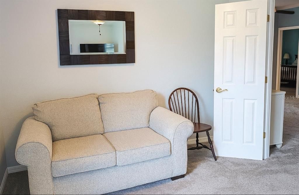 Под контрактом: $2,200 (2 спален, 2 ванн, 1382 Квадратных фут)