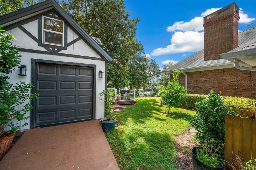 For Sale: $875,000 (3 beds, 2 baths, 3863 Square Feet)