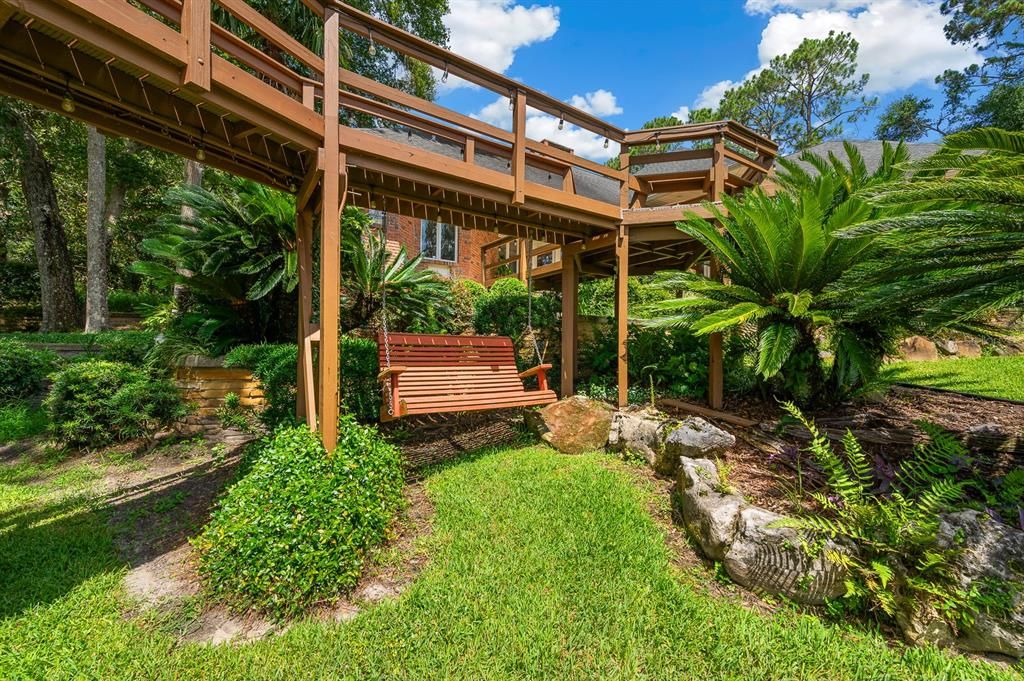 For Sale: $875,000 (3 beds, 2 baths, 3863 Square Feet)