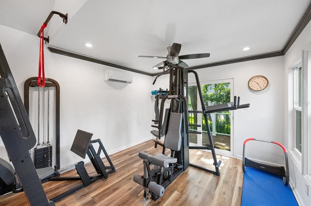 For Sale: $875,000 (3 beds, 2 baths, 3863 Square Feet)