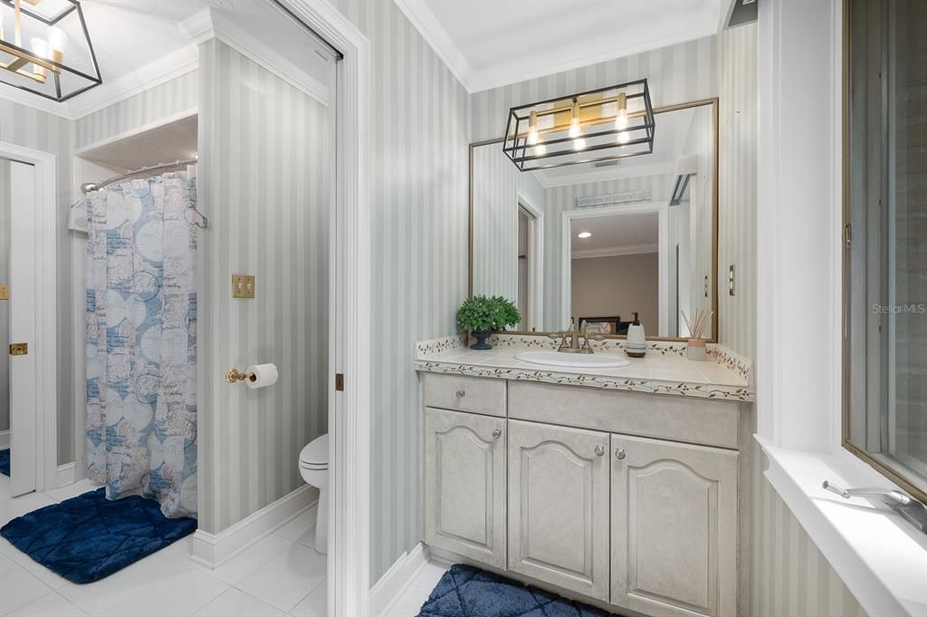 For Sale: $875,000 (3 beds, 2 baths, 3863 Square Feet)