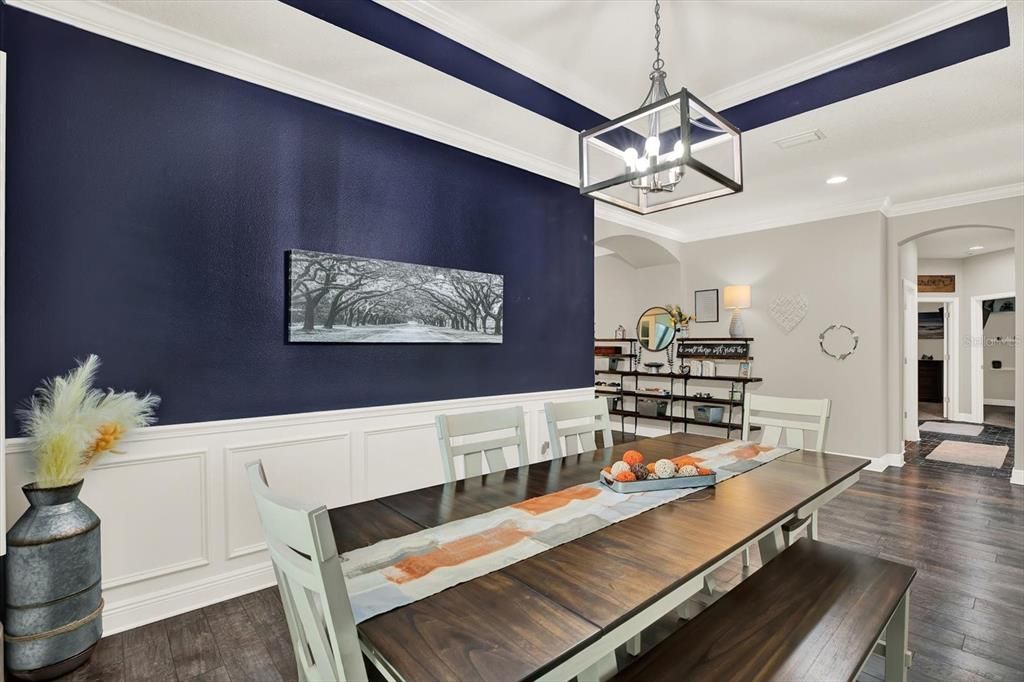 For Sale: $555,000 (4 beds, 3 baths, 2921 Square Feet)