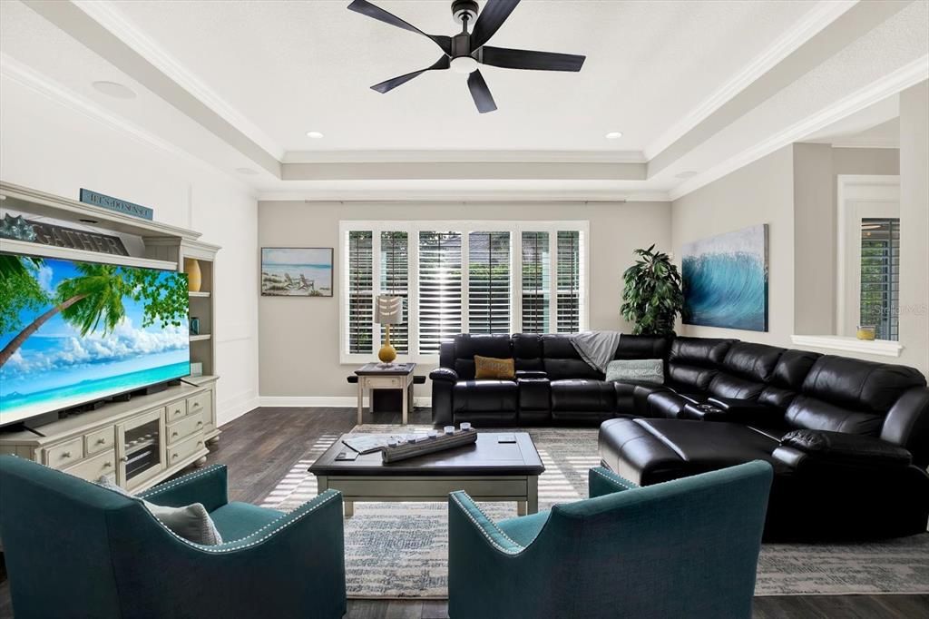 For Sale: $555,000 (4 beds, 3 baths, 2921 Square Feet)