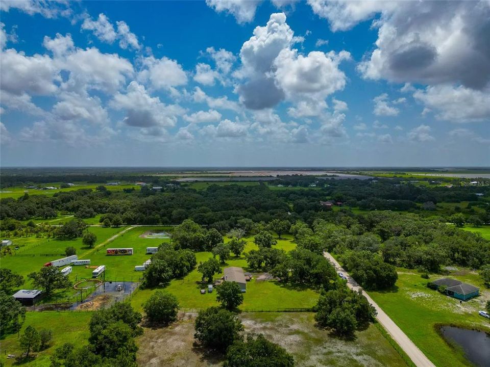 待售: $544,000 (4 贝兹, 2 浴室, 2280 平方英尺)