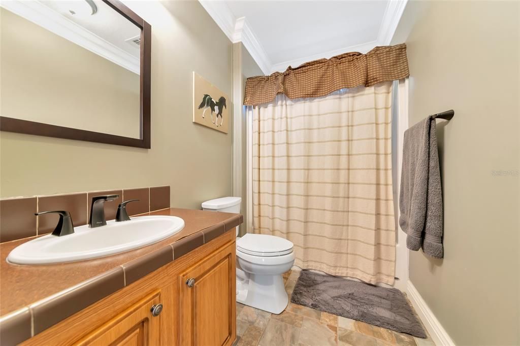 待售: $544,000 (4 贝兹, 2 浴室, 2280 平方英尺)