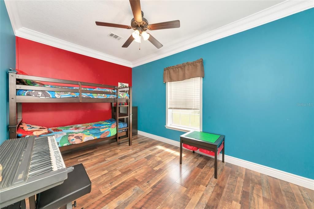 待售: $544,000 (4 贝兹, 2 浴室, 2280 平方英尺)