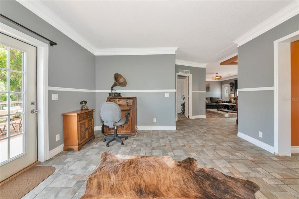 待售: $544,000 (4 贝兹, 2 浴室, 2280 平方英尺)