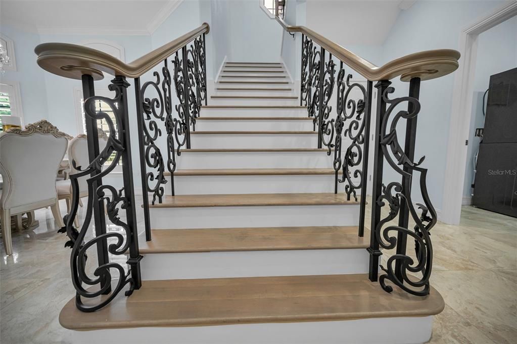 Active With Contract: $1,295,000 (4 beds, 4 baths, 3626 Square Feet)