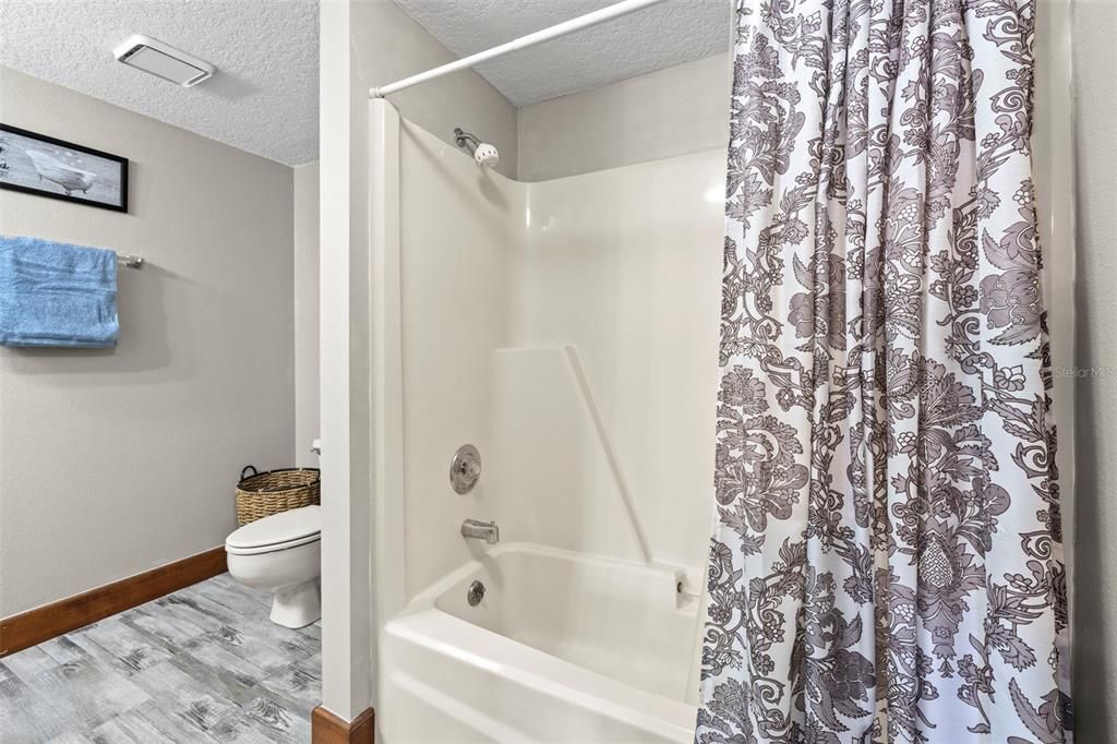 For Sale: $1,425,000 (4 beds, 4 baths, 4328 Square Feet)