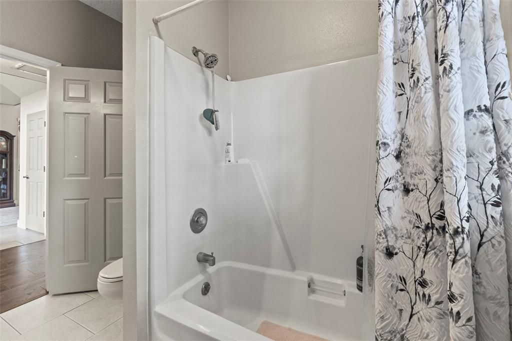 For Sale: $1,425,000 (4 beds, 4 baths, 4328 Square Feet)