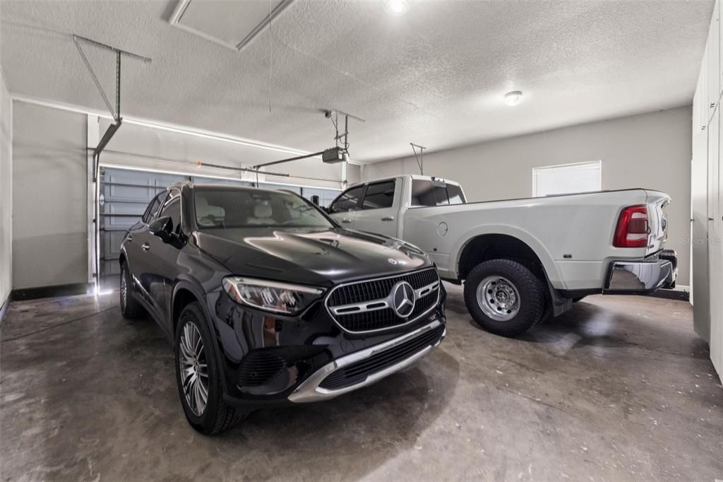 For Sale: $1,425,000 (4 beds, 4 baths, 4328 Square Feet)