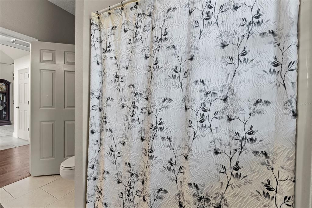 For Sale: $1,425,000 (4 beds, 4 baths, 4328 Square Feet)