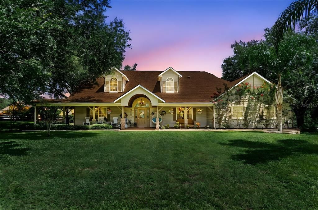 For Sale: $1,425,000 (4 beds, 4 baths, 4328 Square Feet)