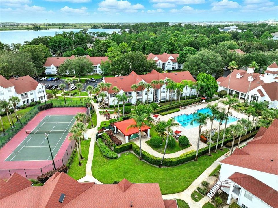 Под контрактом: $218,000 (2 спален, 2 ванн, 971 Квадратных фут)