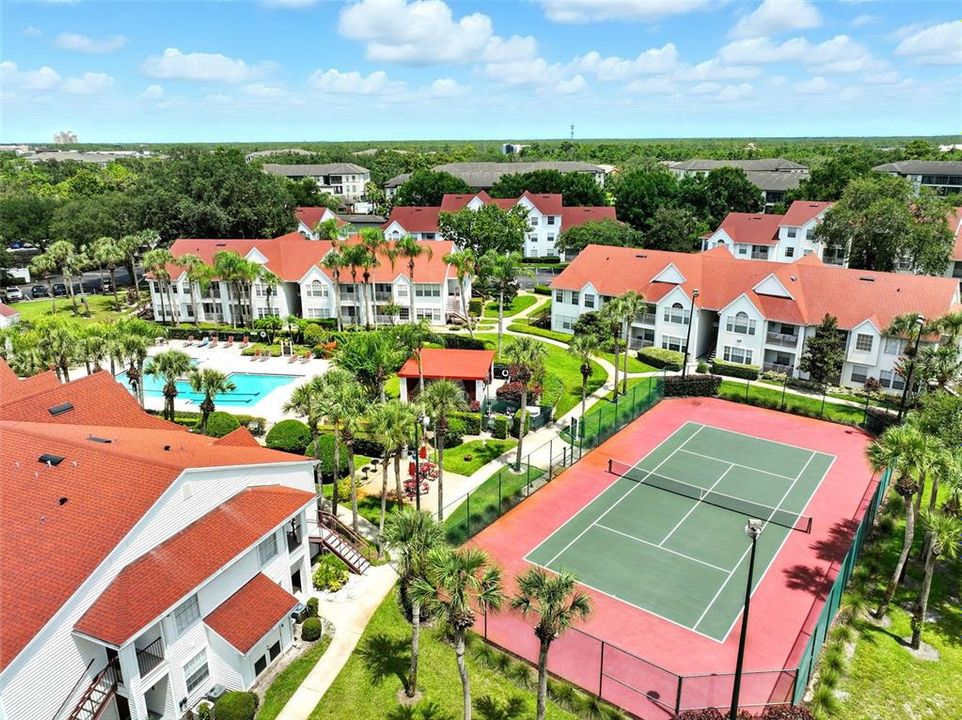 Под контрактом: $218,000 (2 спален, 2 ванн, 971 Квадратных фут)