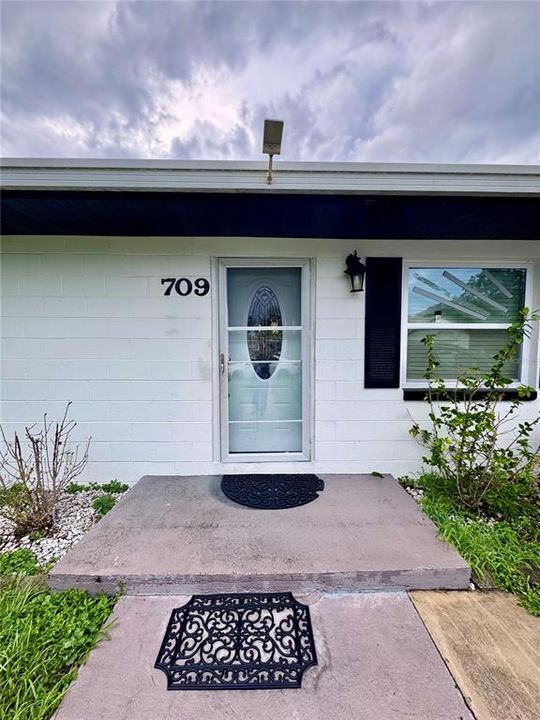 На продажу: $585,000 (6 спален, 3 ванн, 2902 Квадратных фут)