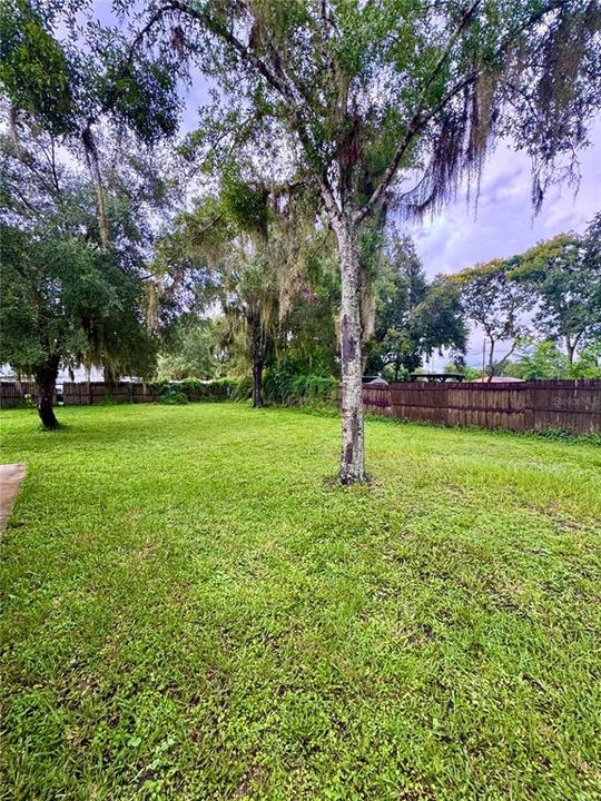 На продажу: $585,000 (6 спален, 3 ванн, 2902 Квадратных фут)