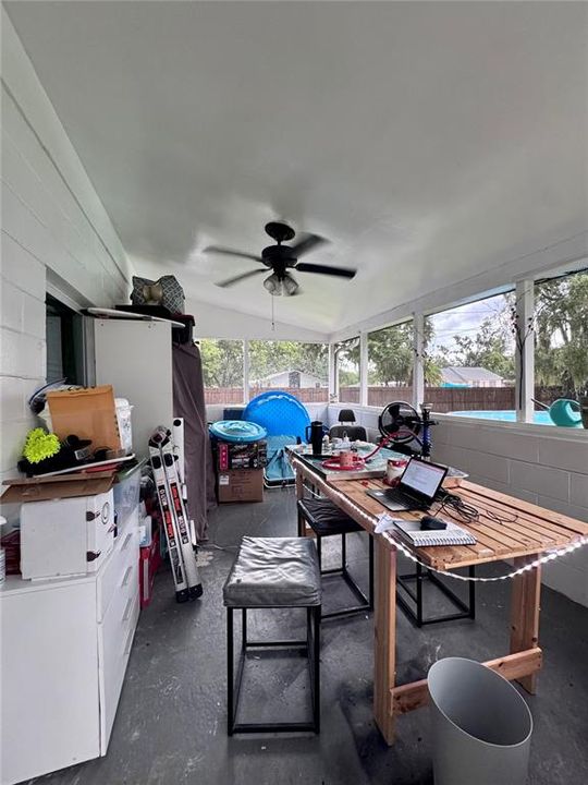 На продажу: $585,000 (6 спален, 3 ванн, 2902 Квадратных фут)